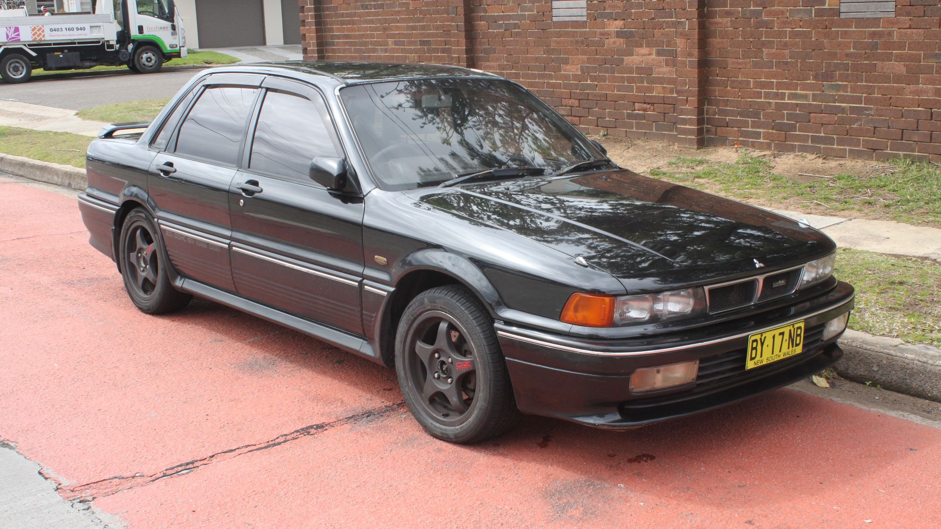 8. Mitsubishi Galant VR-4