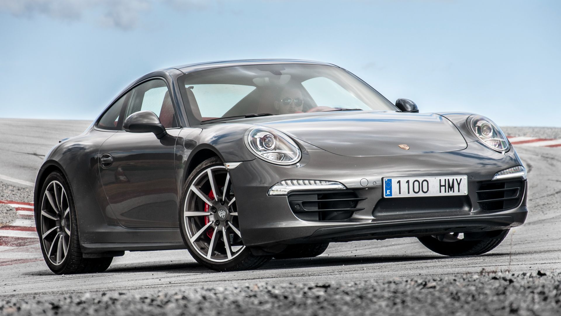 4. Porsche 911