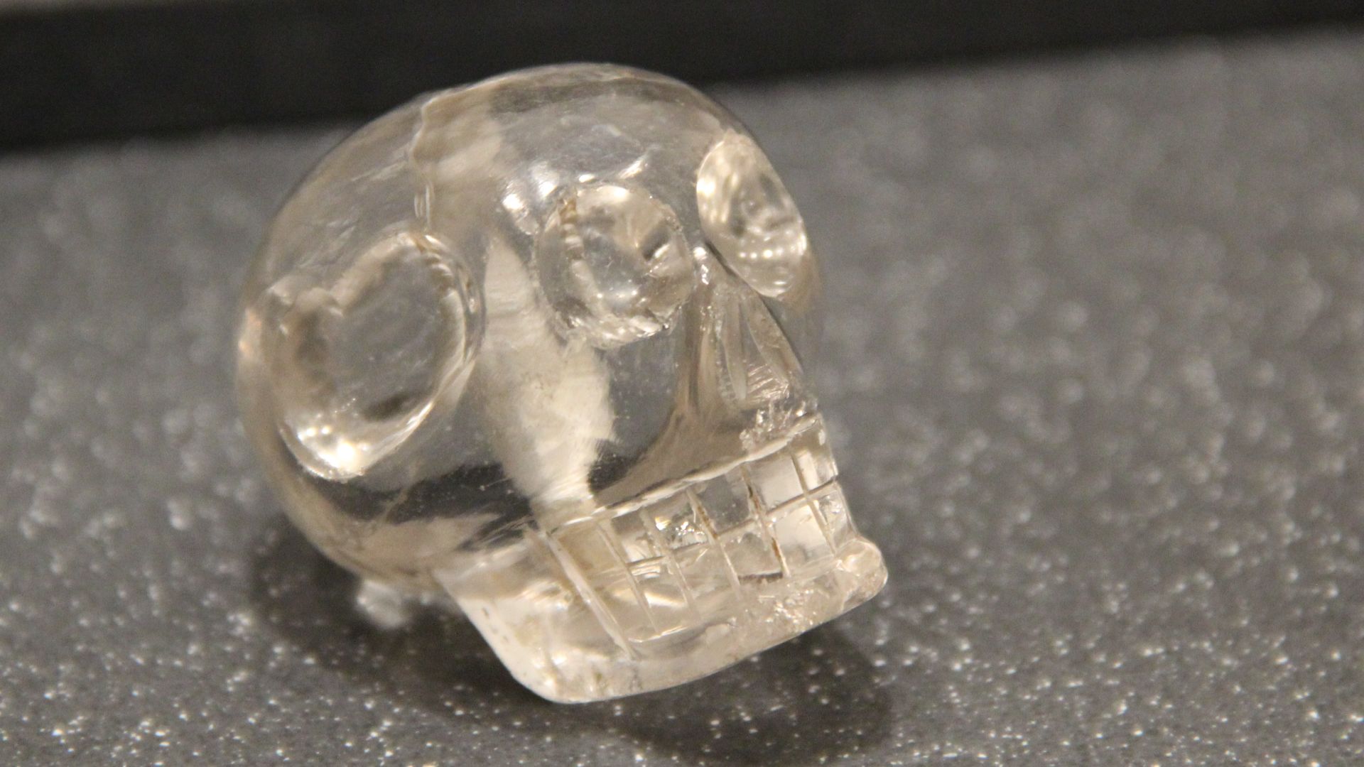 15. Les crânes de cristal