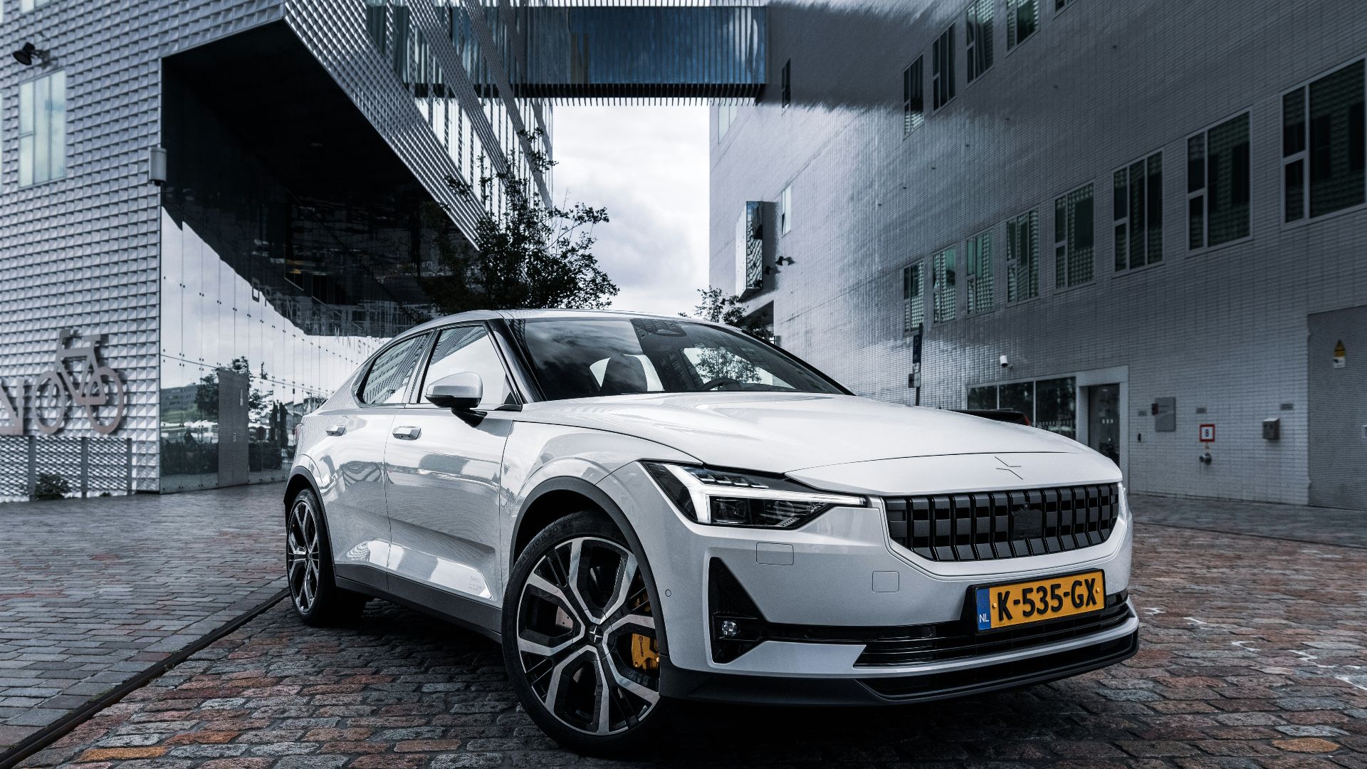 16. Polestar 2 Performance