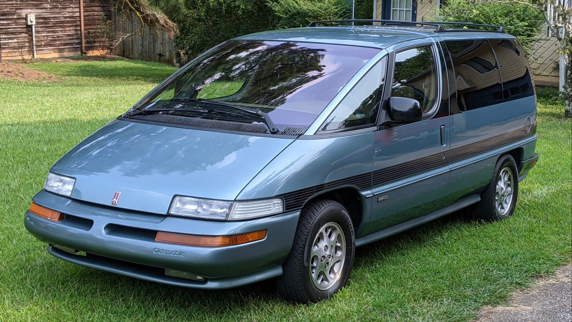 3. Oldsmobile Silhouette de 1990