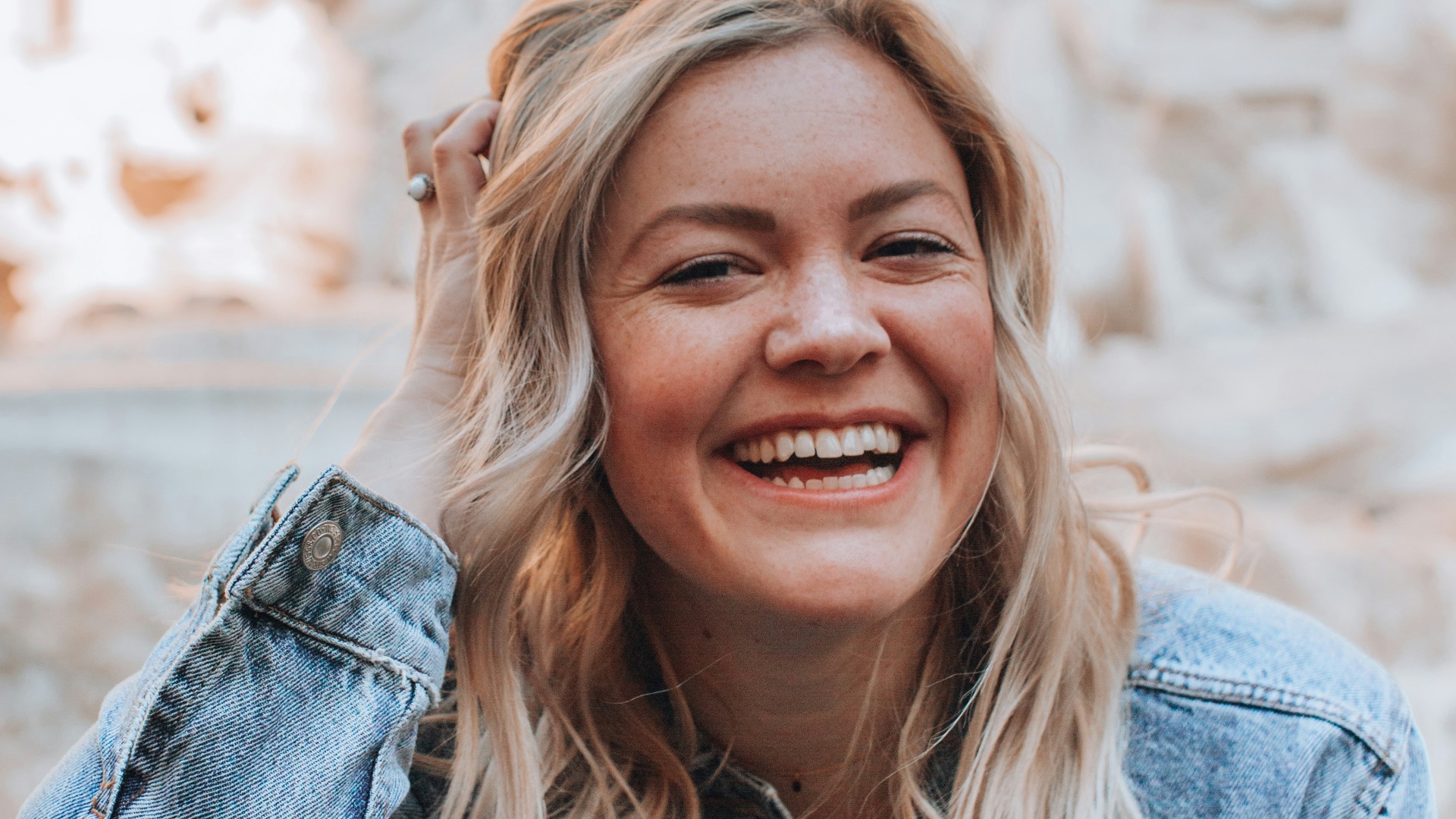 8. Traits du visage asymétriques