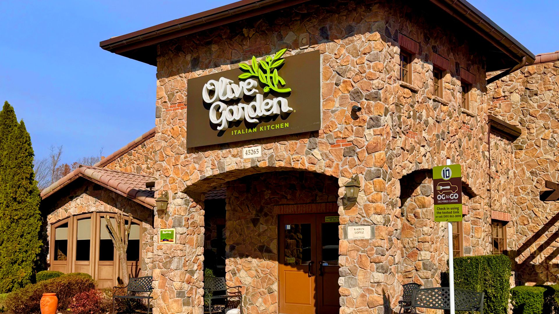 2. Olive Garden