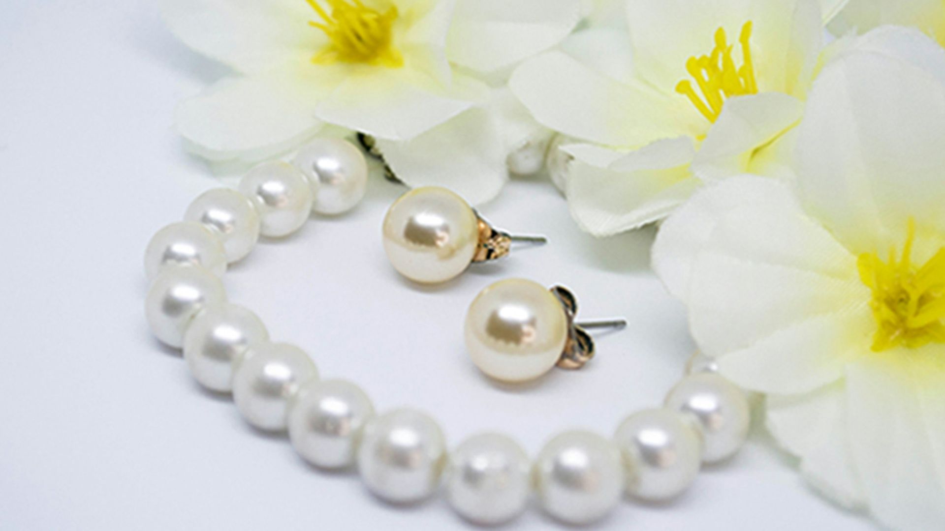 2. Boucles d'oreilles en perles