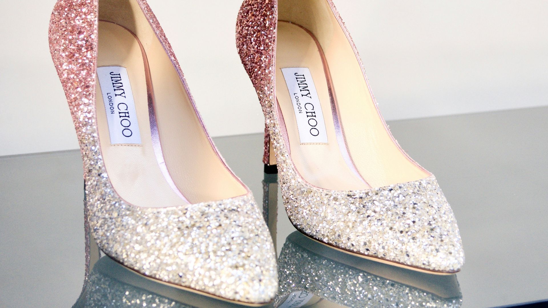 5. Des chaussures couvertes de paillettes