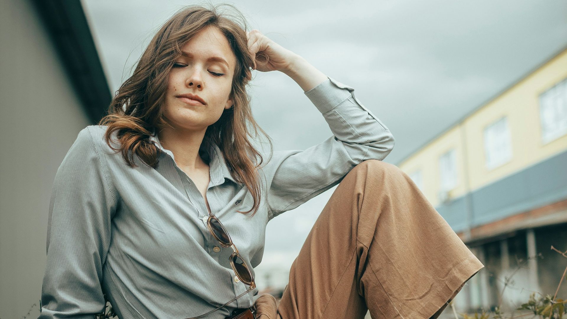 2. Pantalon ample et décontracté
