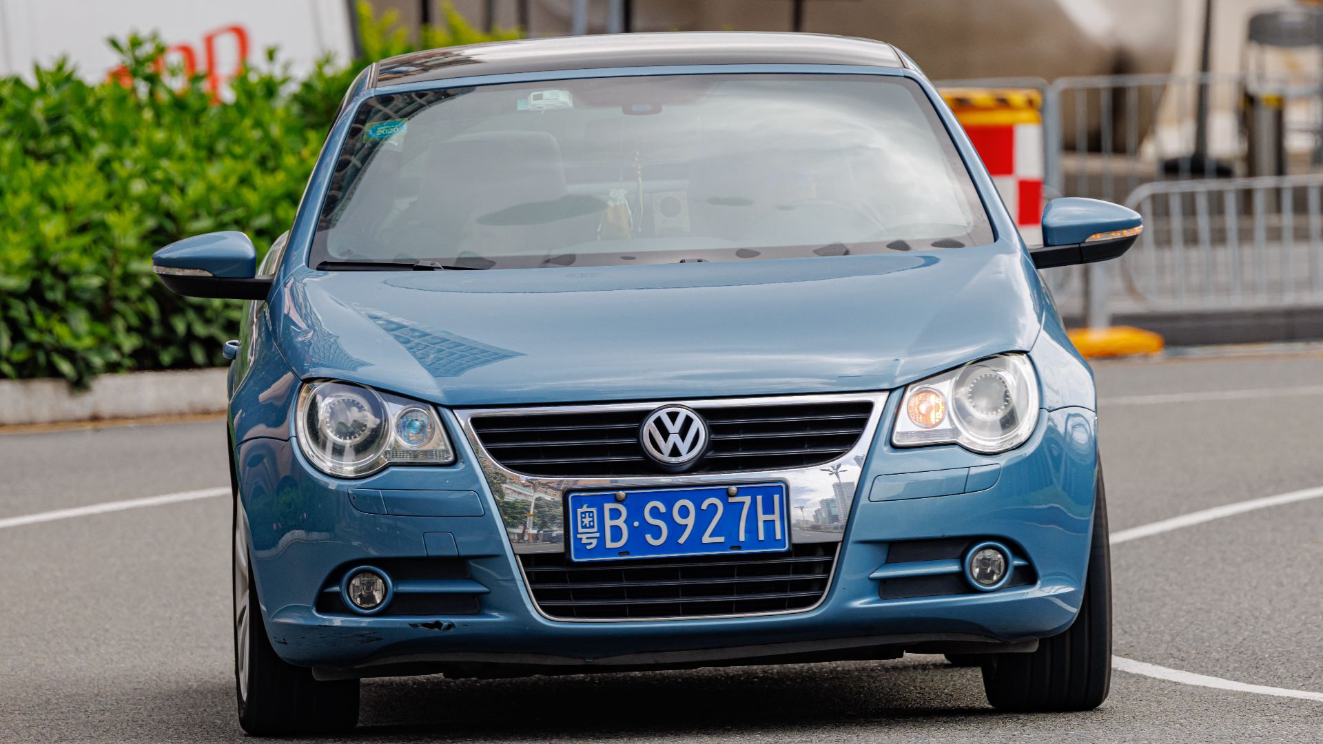 5. Volkswagen Eos