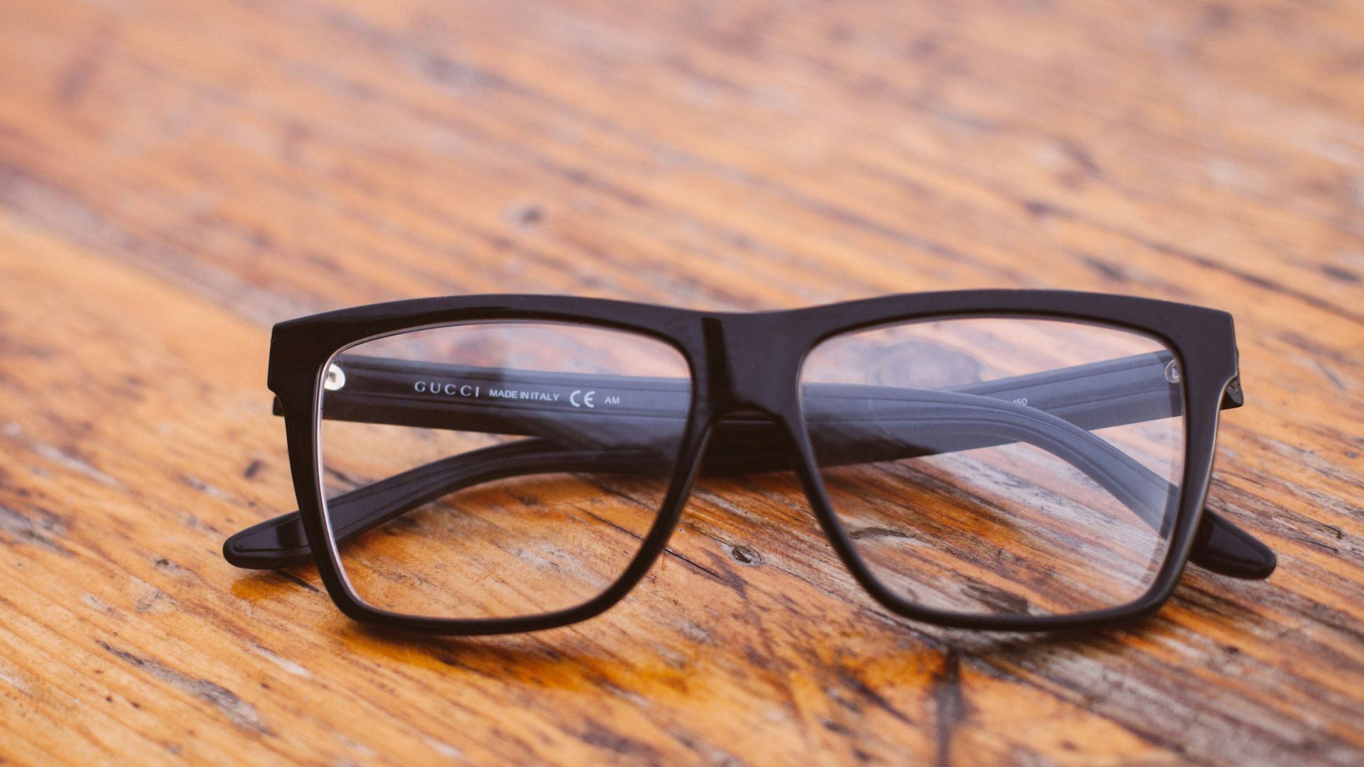 5. Lunettes à monture sur mesure
