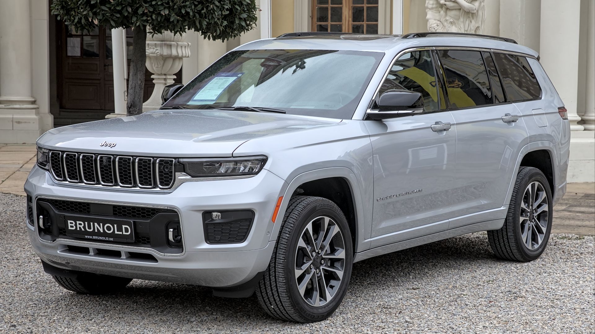 9. Jeep Grand Cherokee EcoDiesel
