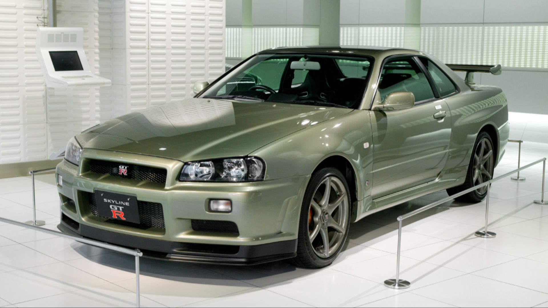7. Nissan GT-R R34