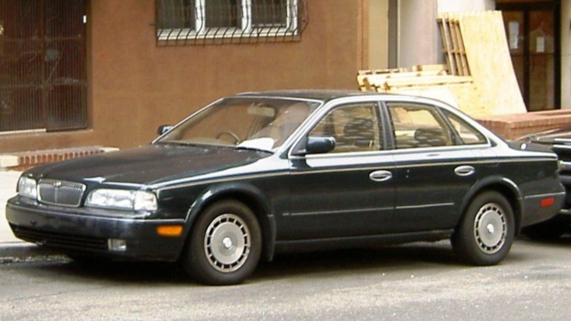 10. Infiniti Q45