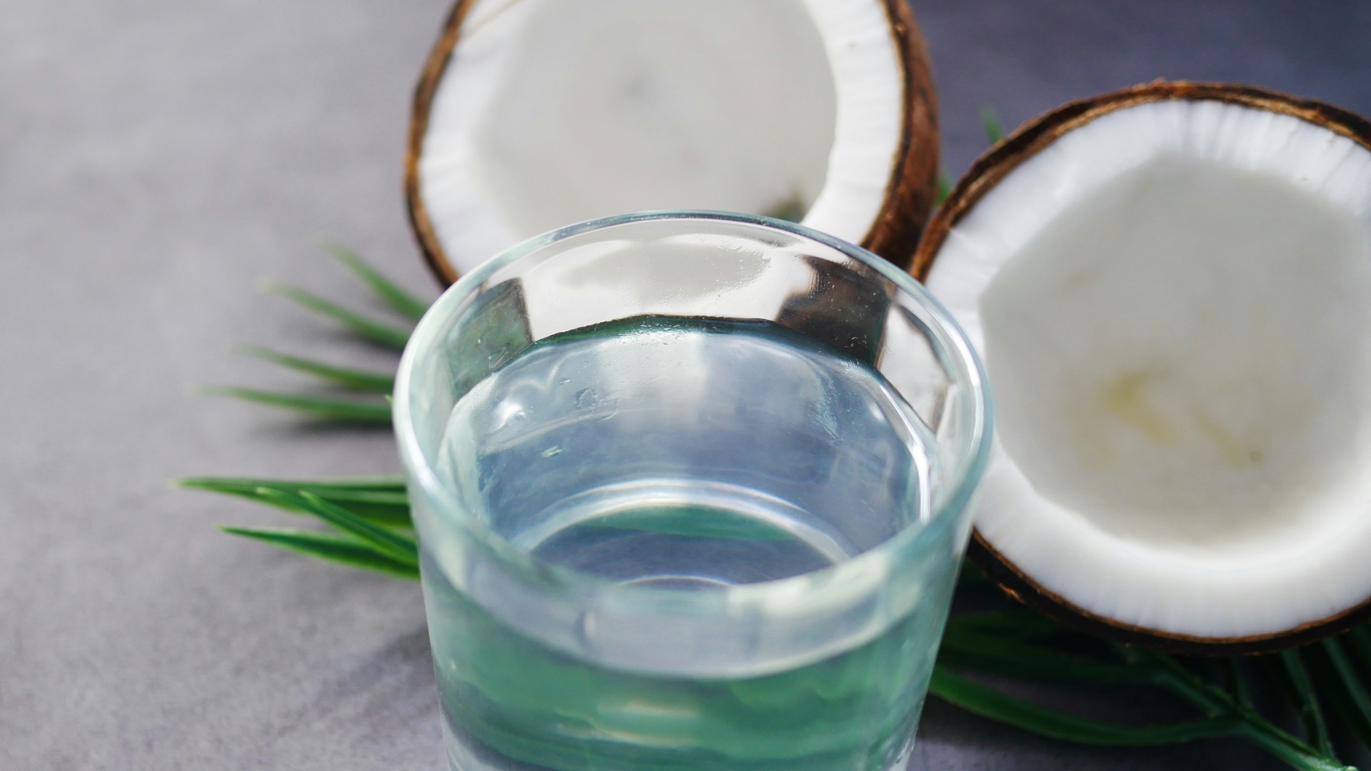 2. Buvez de l'eau de coco