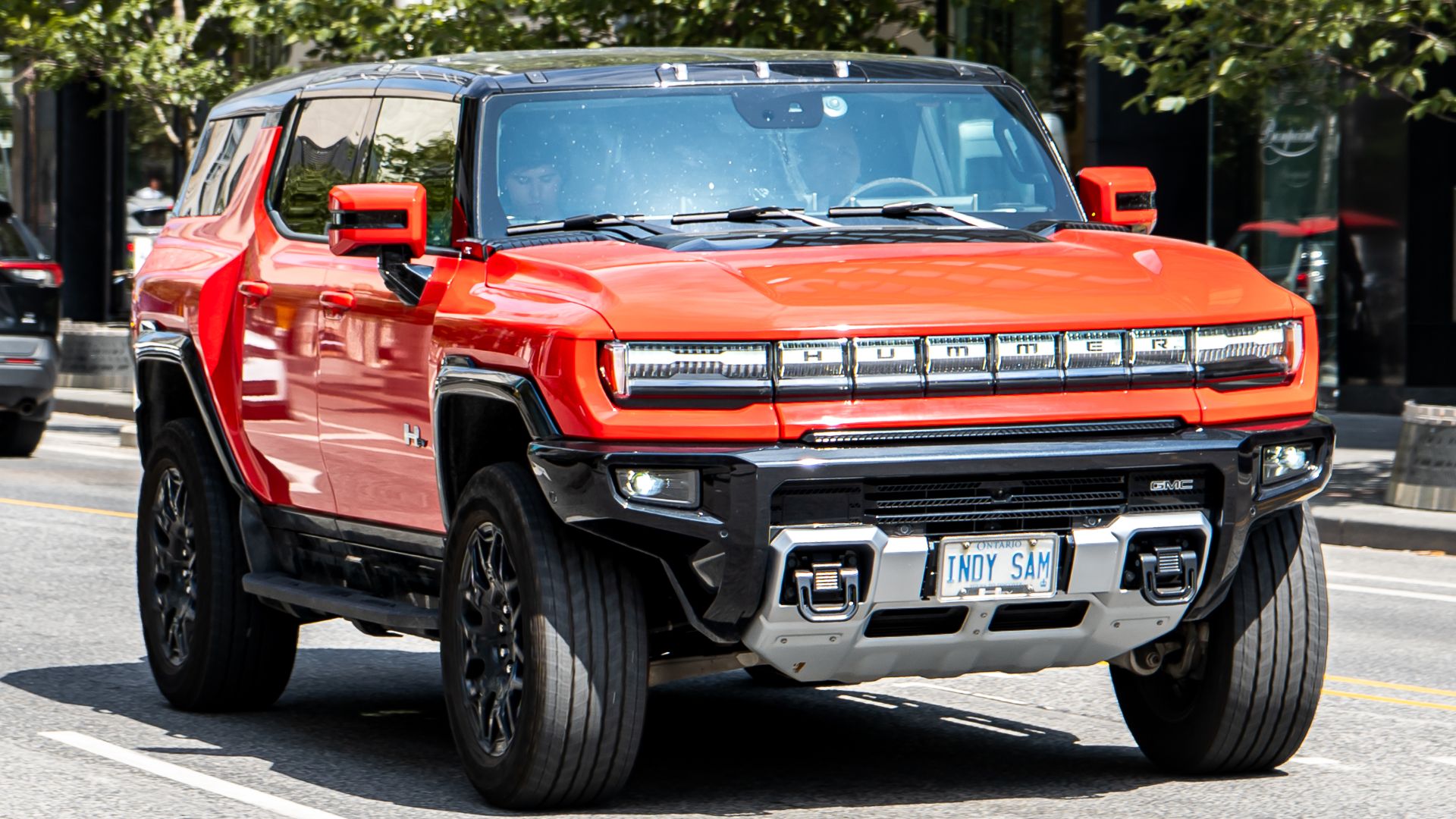 13. SUV GMC Hummer EV