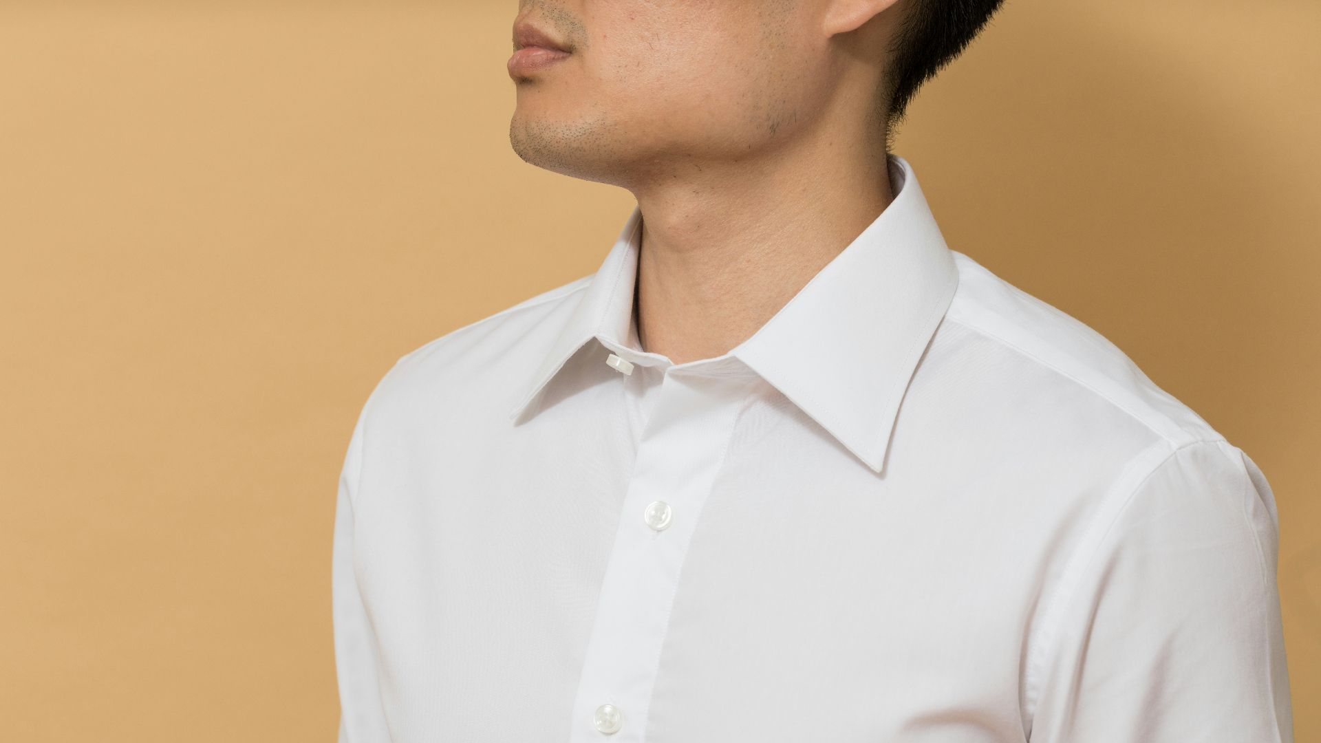 5. Chemises blanches impeccables