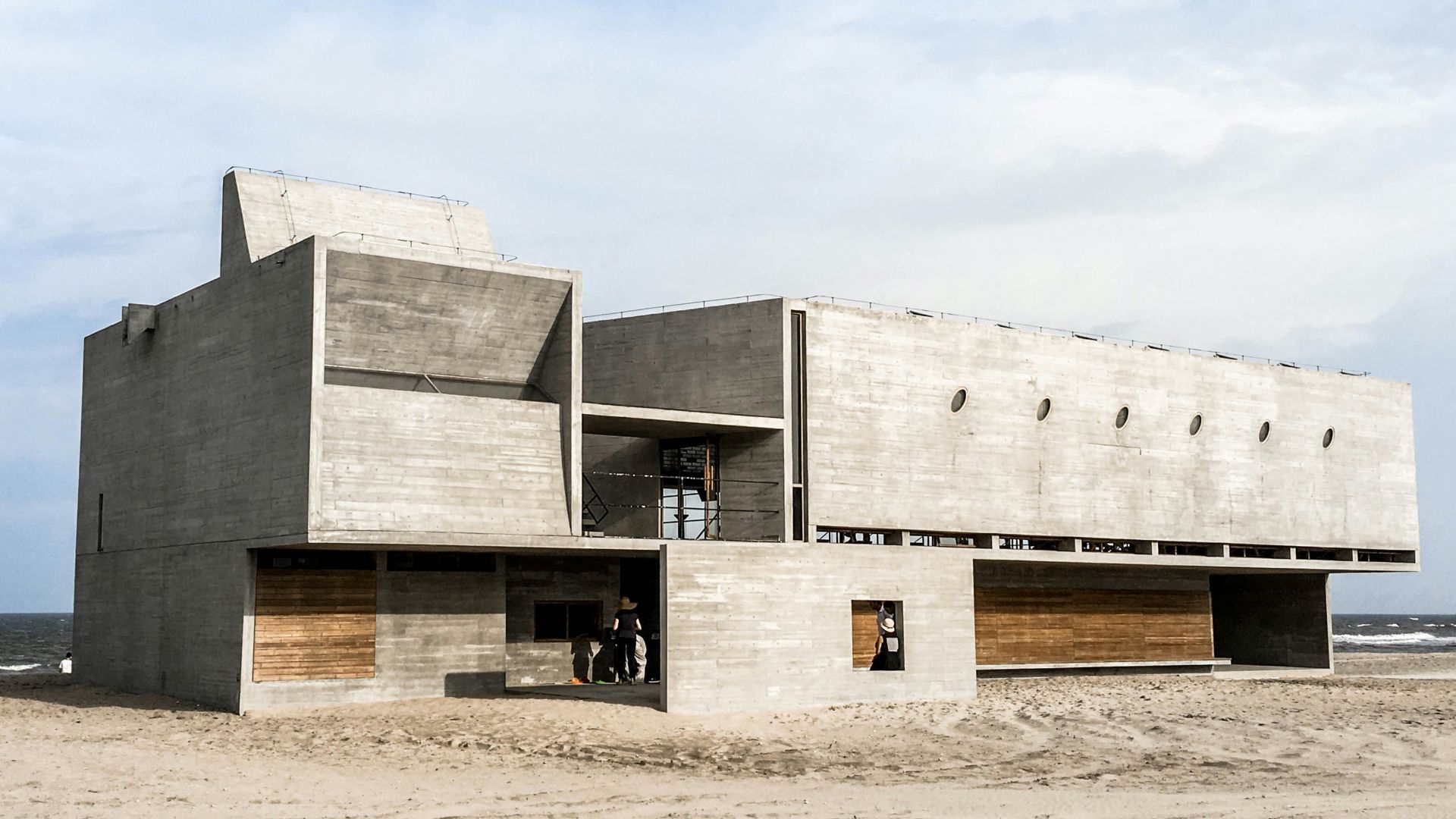 15. Architecture en béton préfabriqué