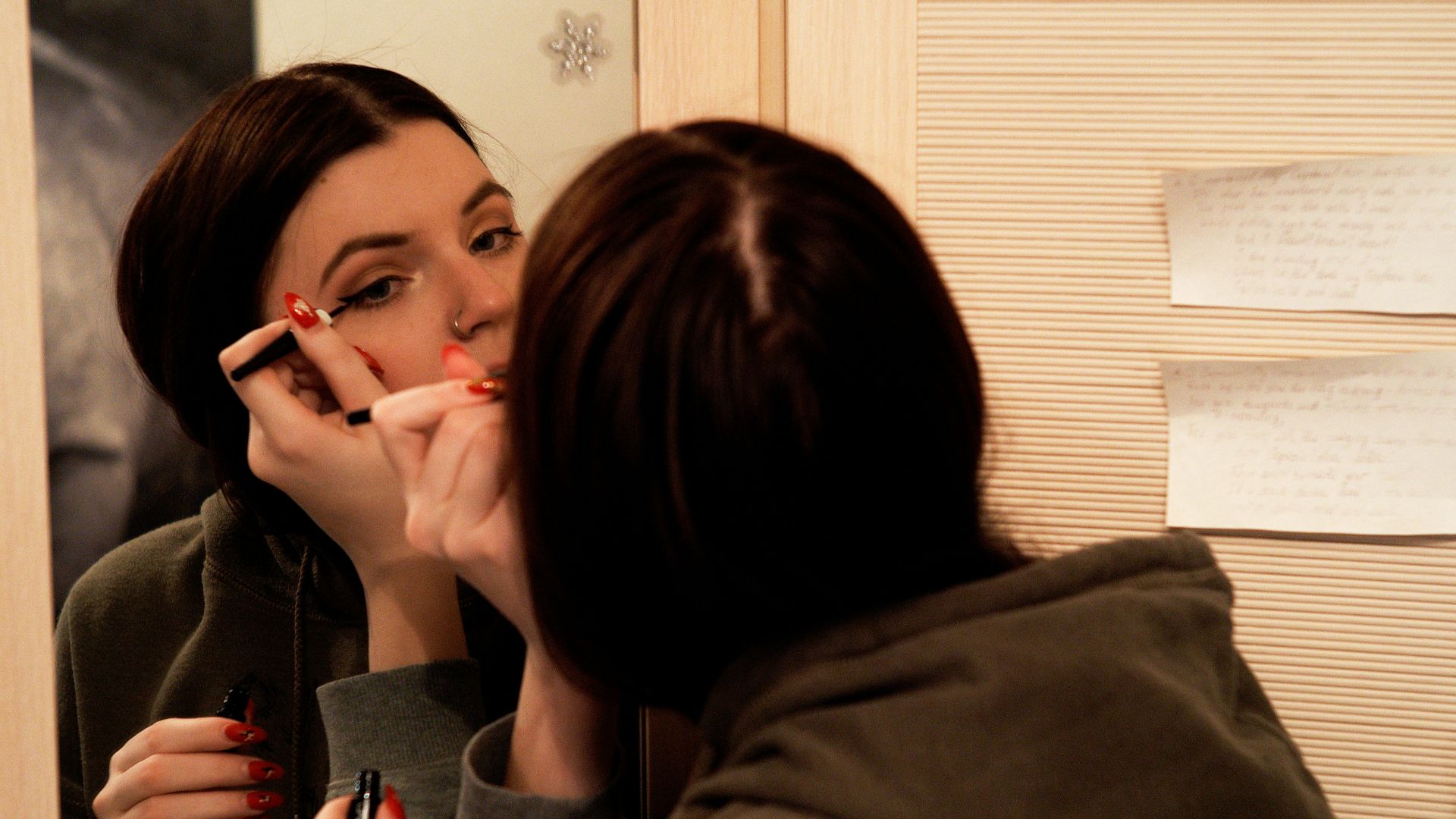 13. Considérer le maquillage comme une activité à la fois pratique et créative