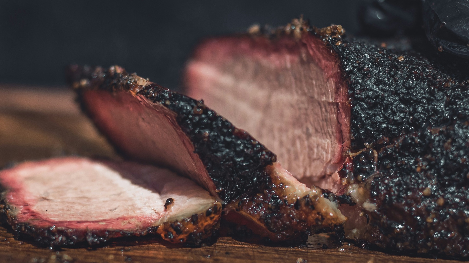 7. Jetez la viande brûlée qui est amère à l'extérieur et sèche à l'intérieur