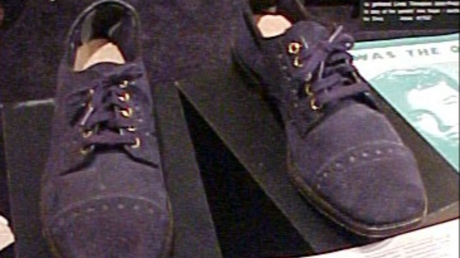 19. « Blue Suede Shoes » d'Elvis Presley