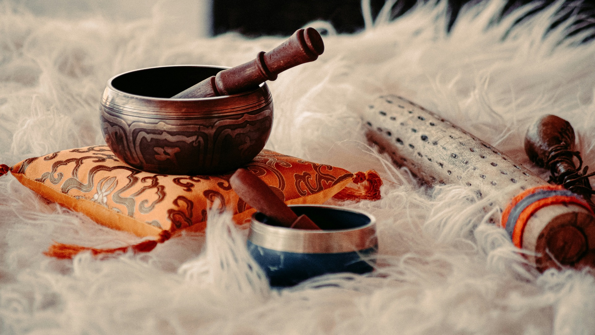13. Le folklore attribuait souvent cela aux esprits