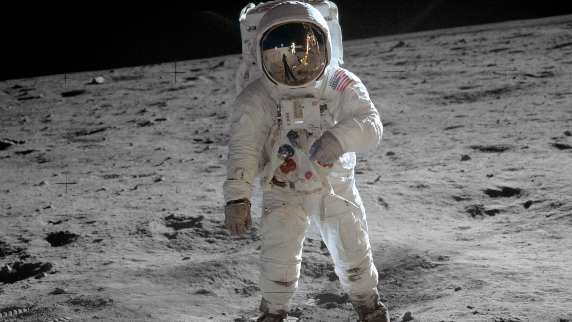 9. La mission lunaire Apollo 11