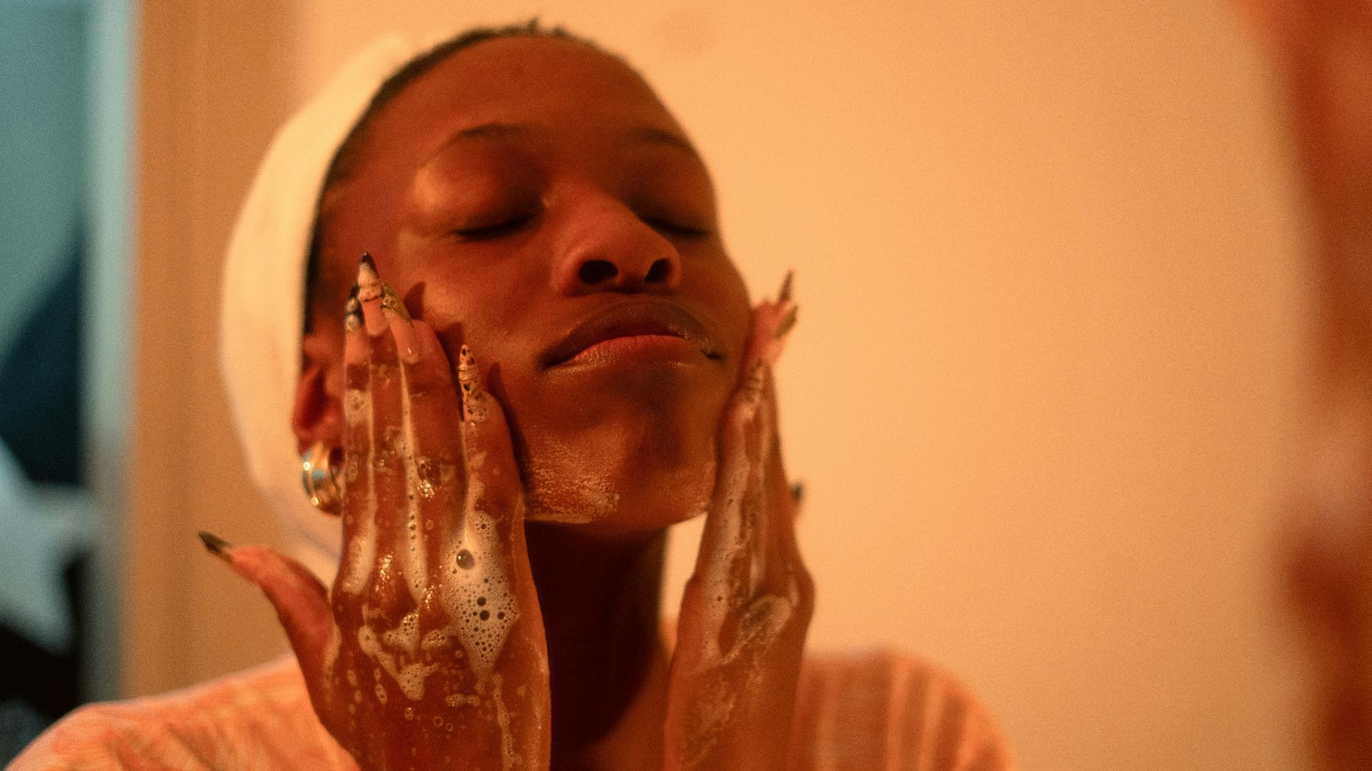 10. Lavez-vous le visage ou prenez une douche