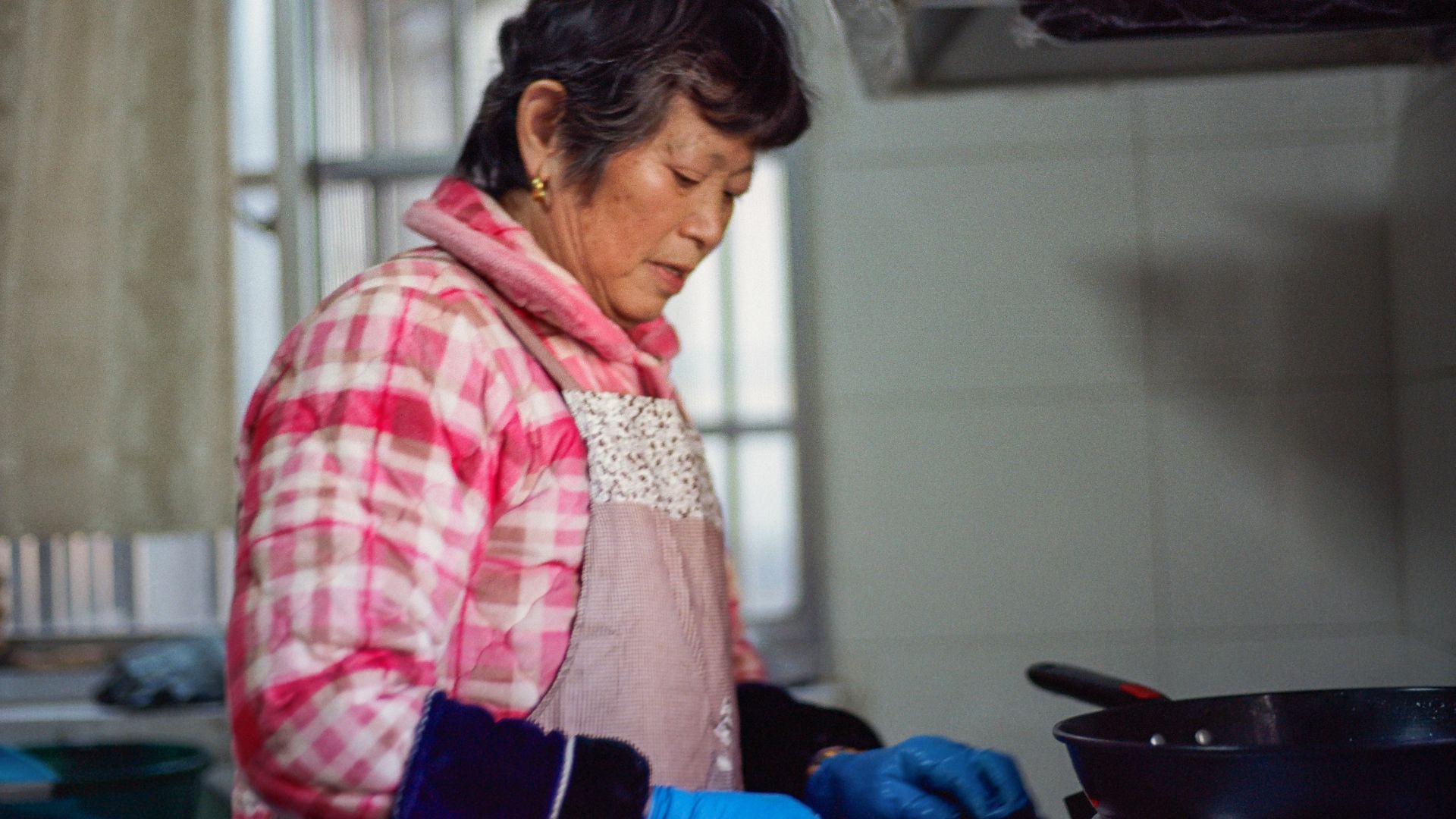 14. Moins de travail domestique
