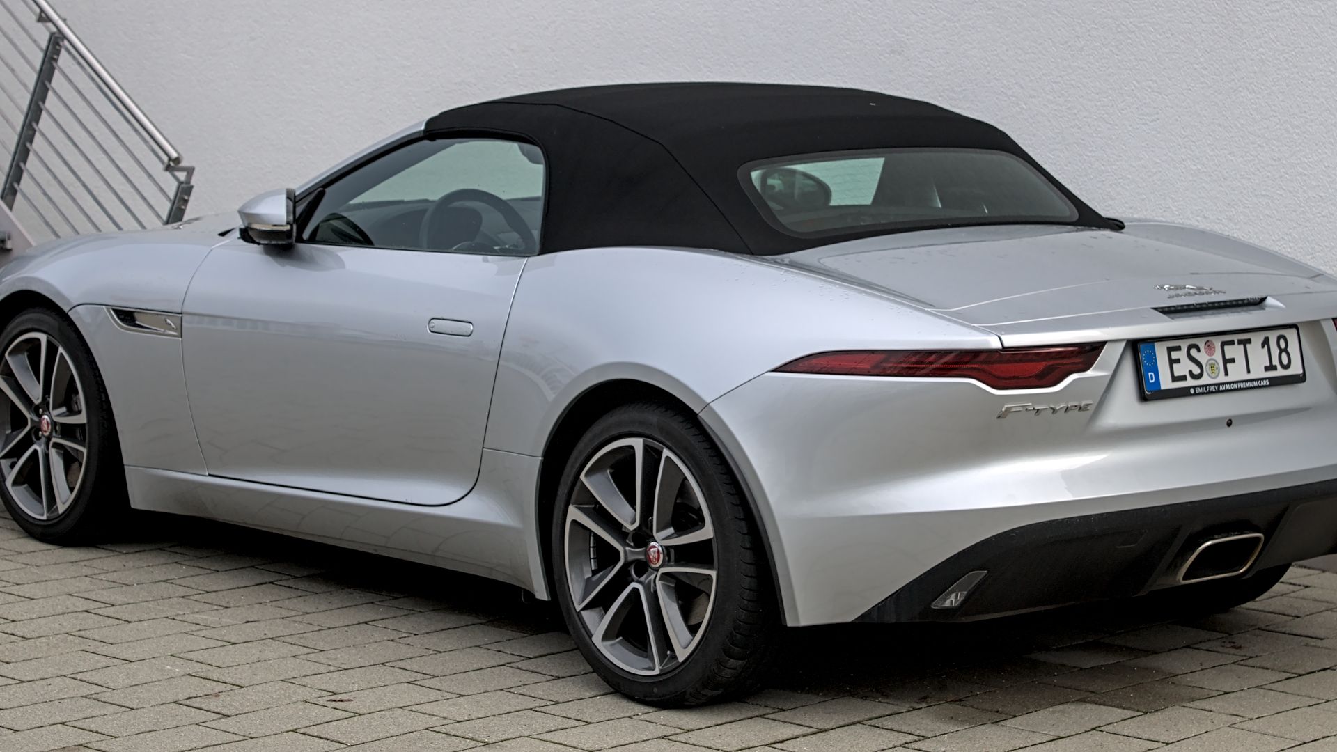14. Jaguar F-Type Cabriolet