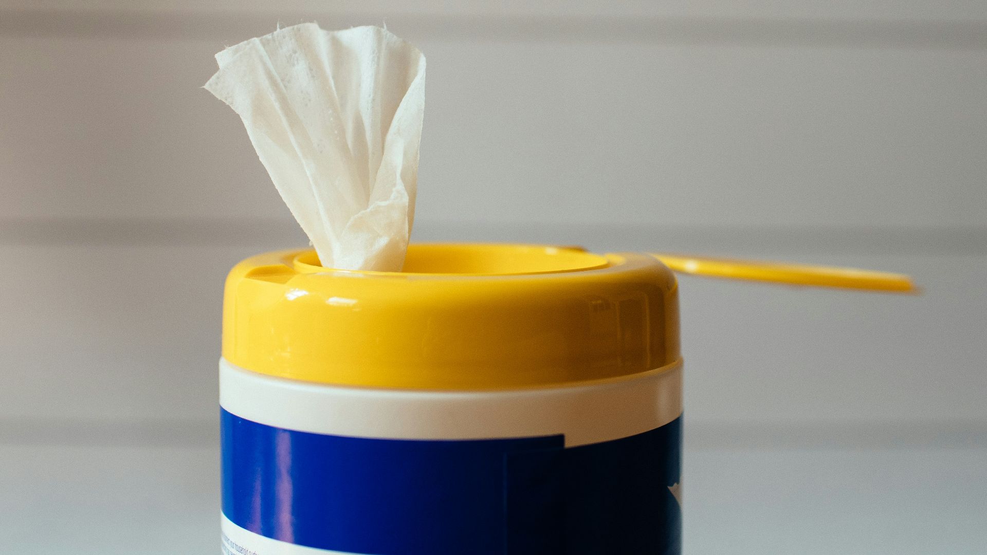 4. Lingettes antiseptiques