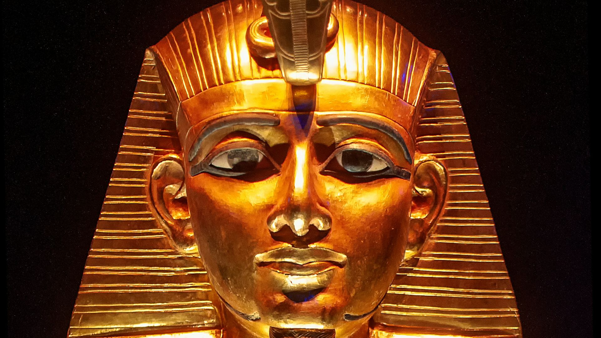 7. Le masque de Toutankhamon