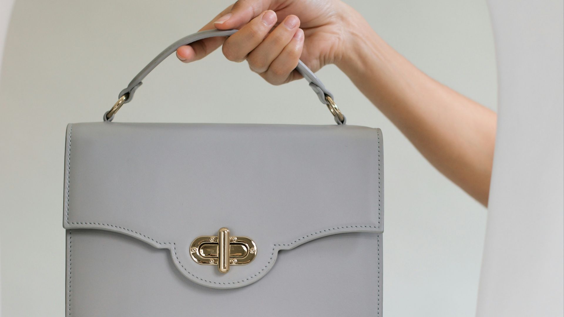 5. Tout transporter dans un sac à main