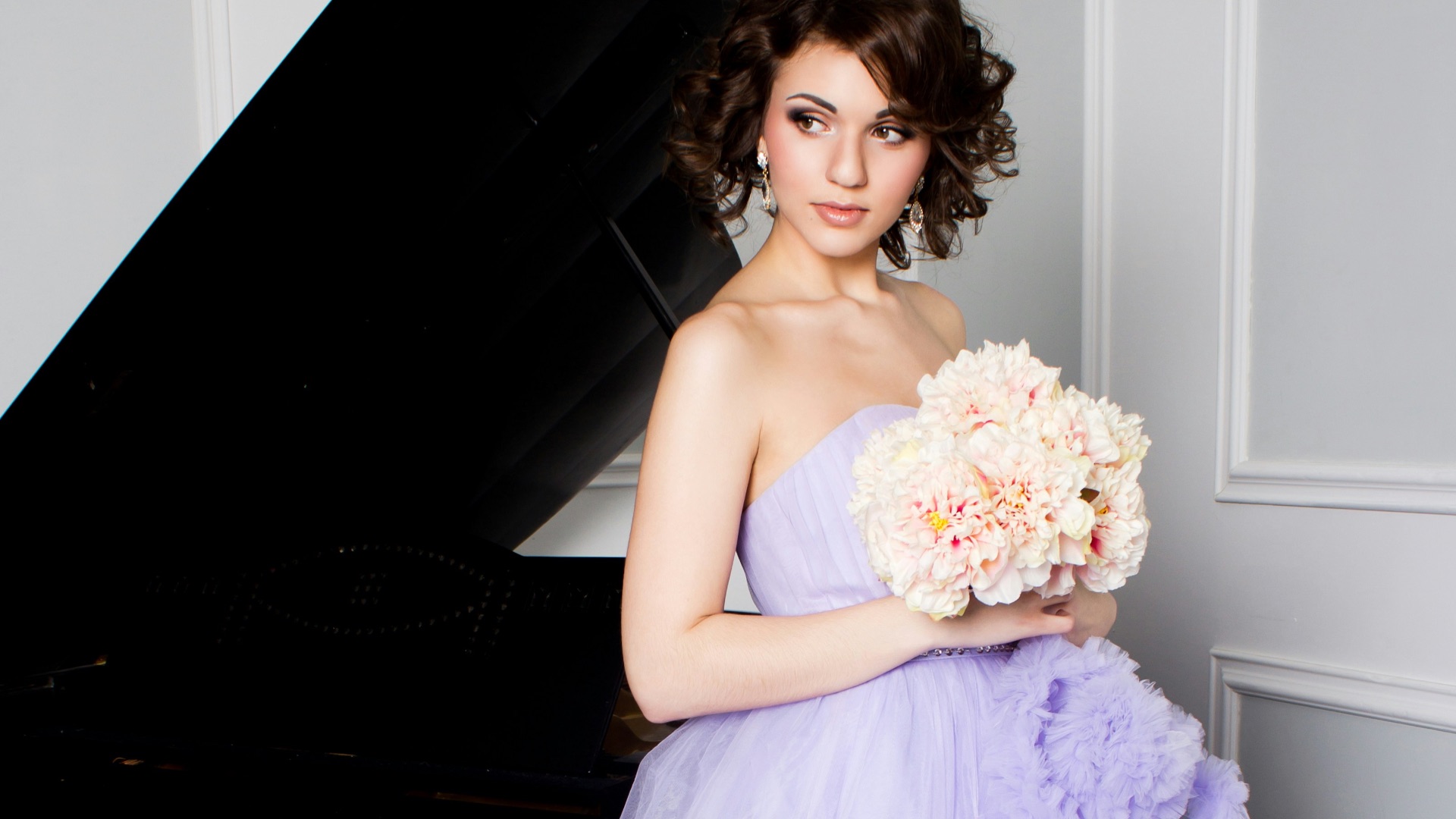 10 couleurs originales de robes de mariée à privilégier plutôt que le blanc… et 10 raisons pour lesquelles le blanc reste le meilleur choix