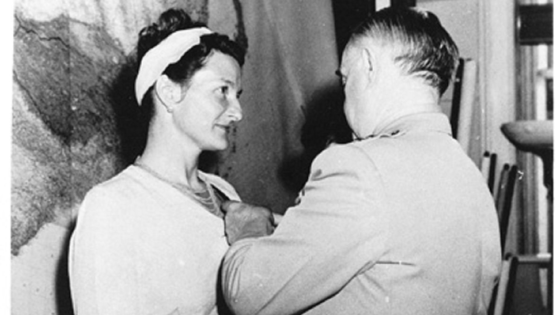 19. Virginia Hall dans le rôle de Marie Monin