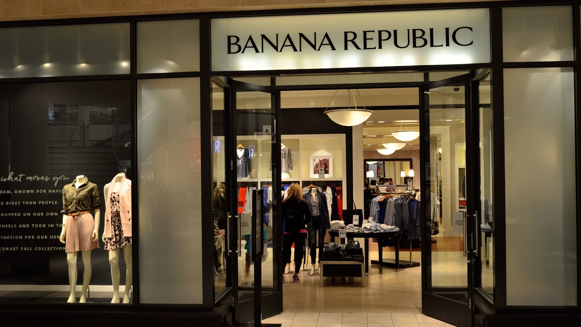 12. Banana Republic