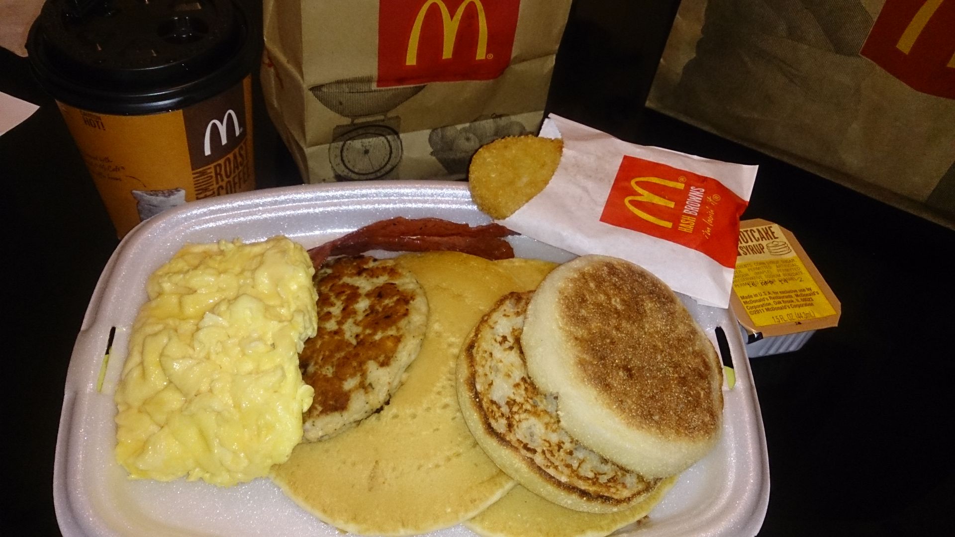 11. Le petit-déjeuner servi toute la journée chez McDonald's