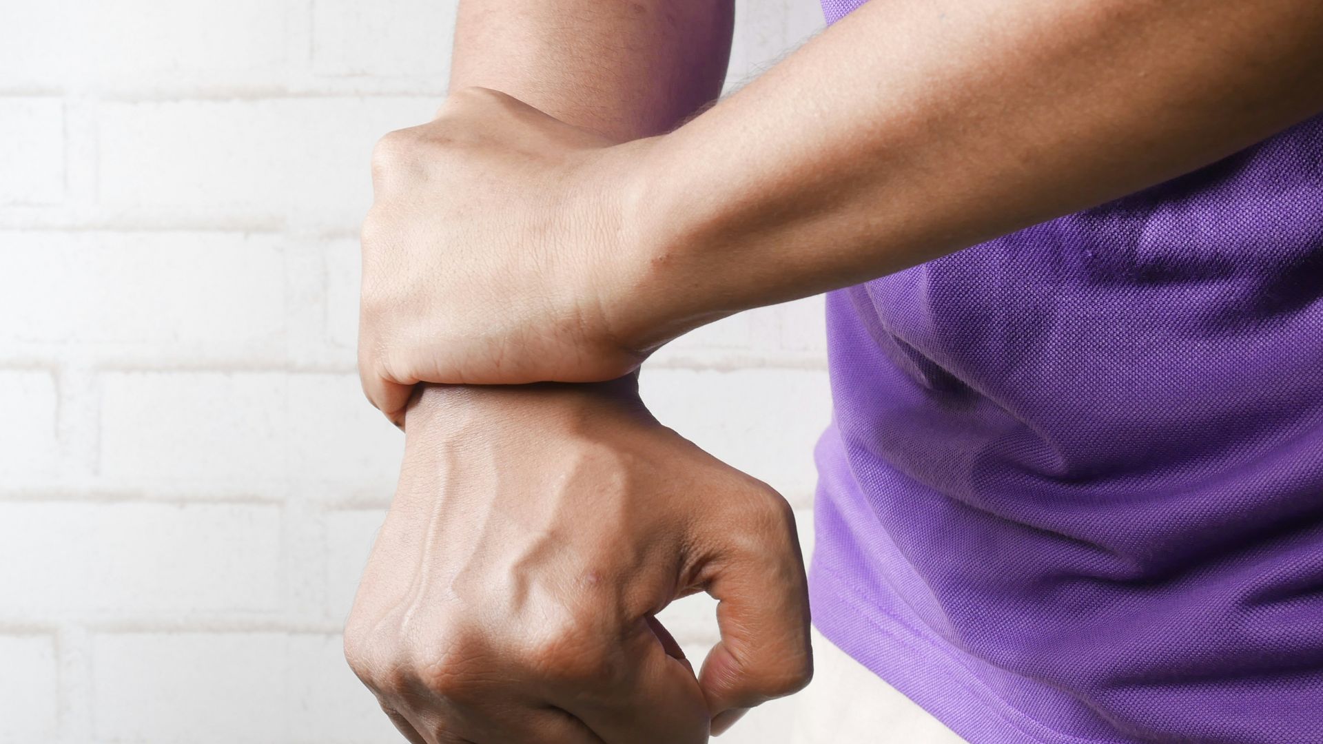 7. Le tendon du poignet qui disparaît