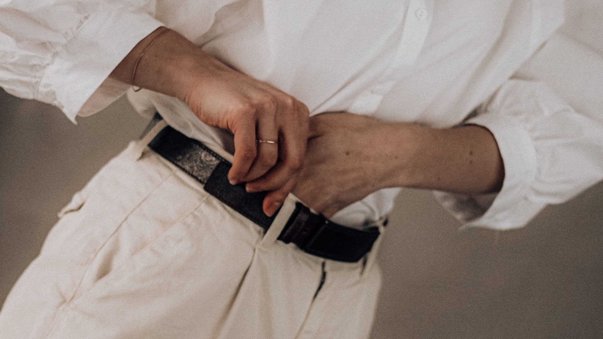 10. Les hauts rentrés dans le pantalon donnent toujours l'impression d'être un choix délibéré