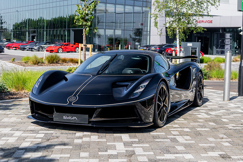 Lotus Evija - 2,4 M$ (US)
