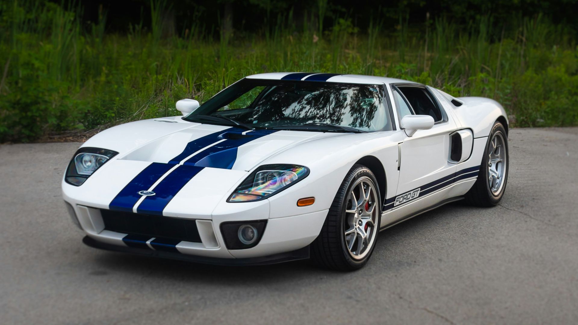 4. Ford GT40