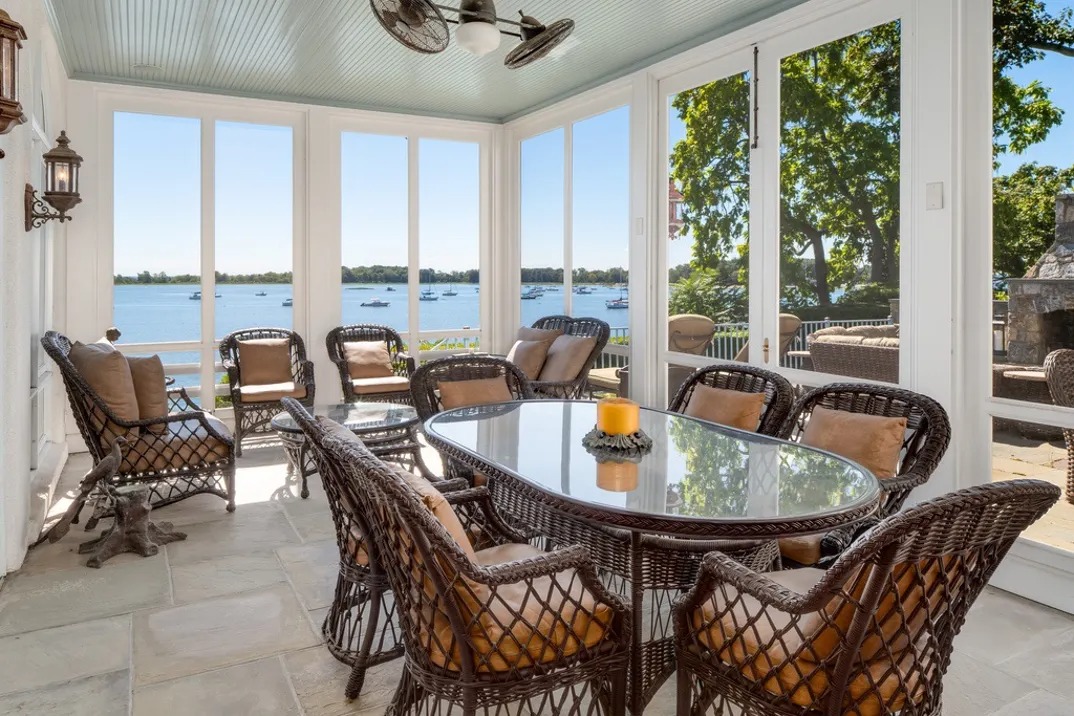 Four-Season Sunroom