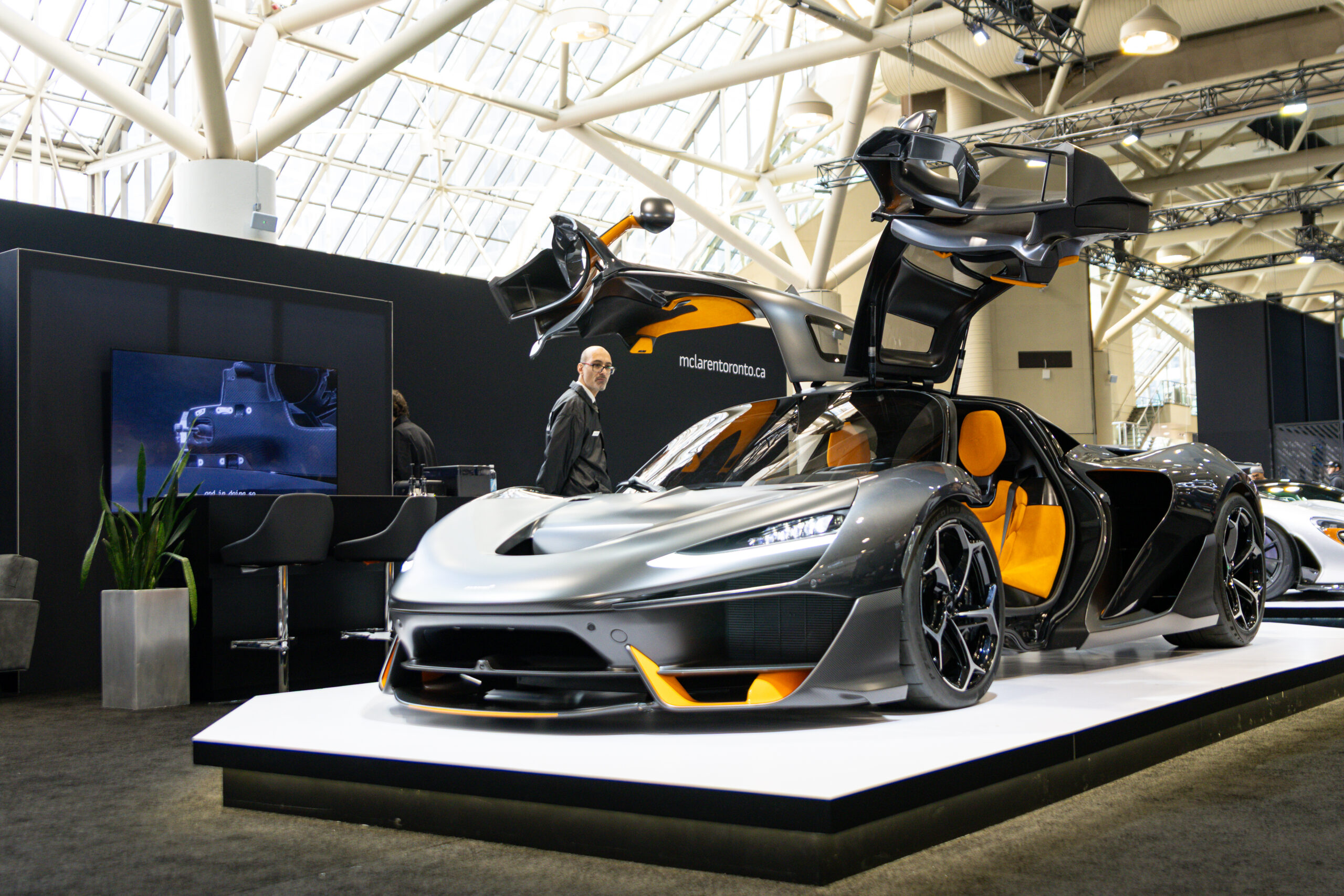 McLaren W1