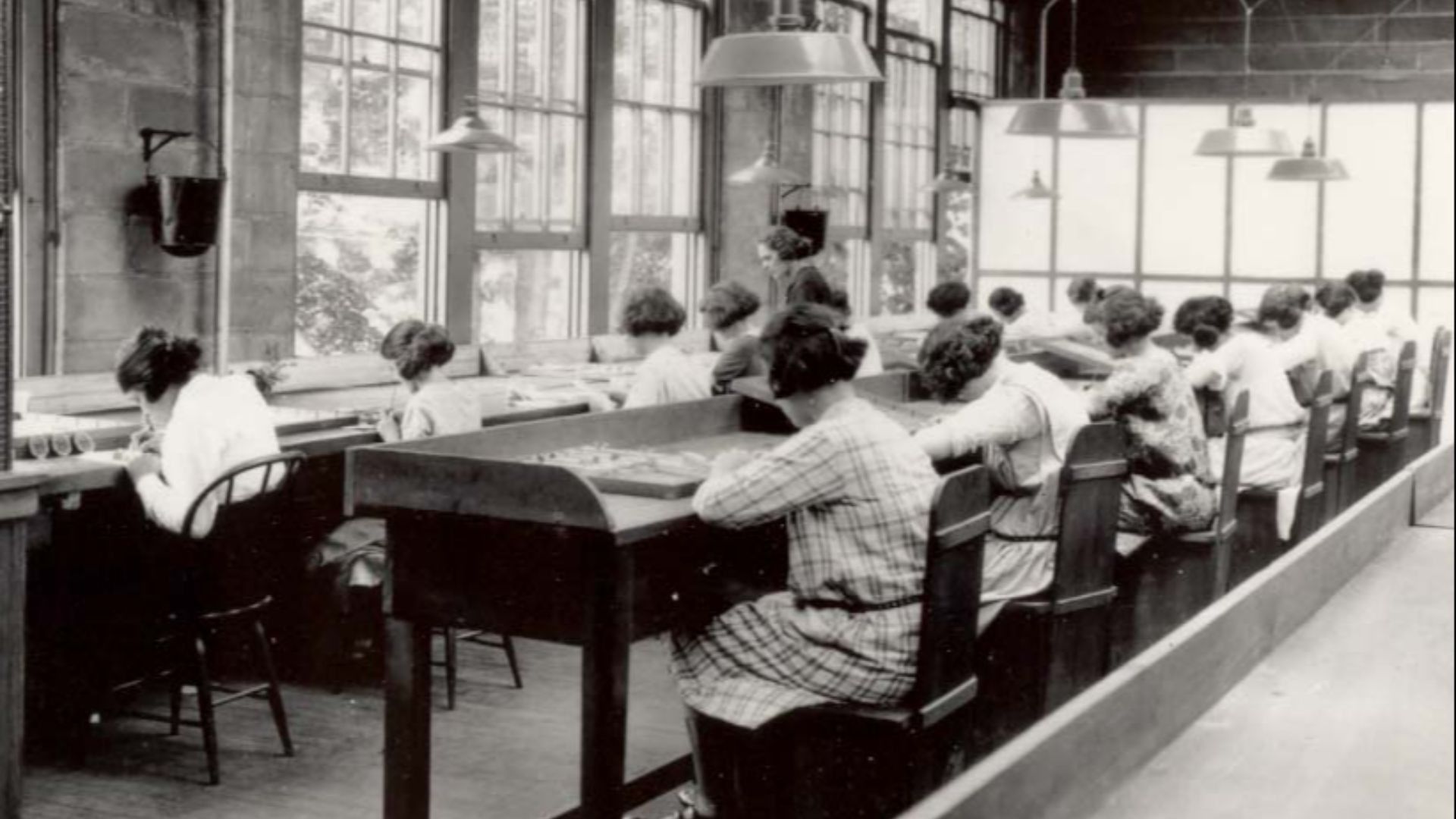 3. Les filles du radium (à partir de 1917)