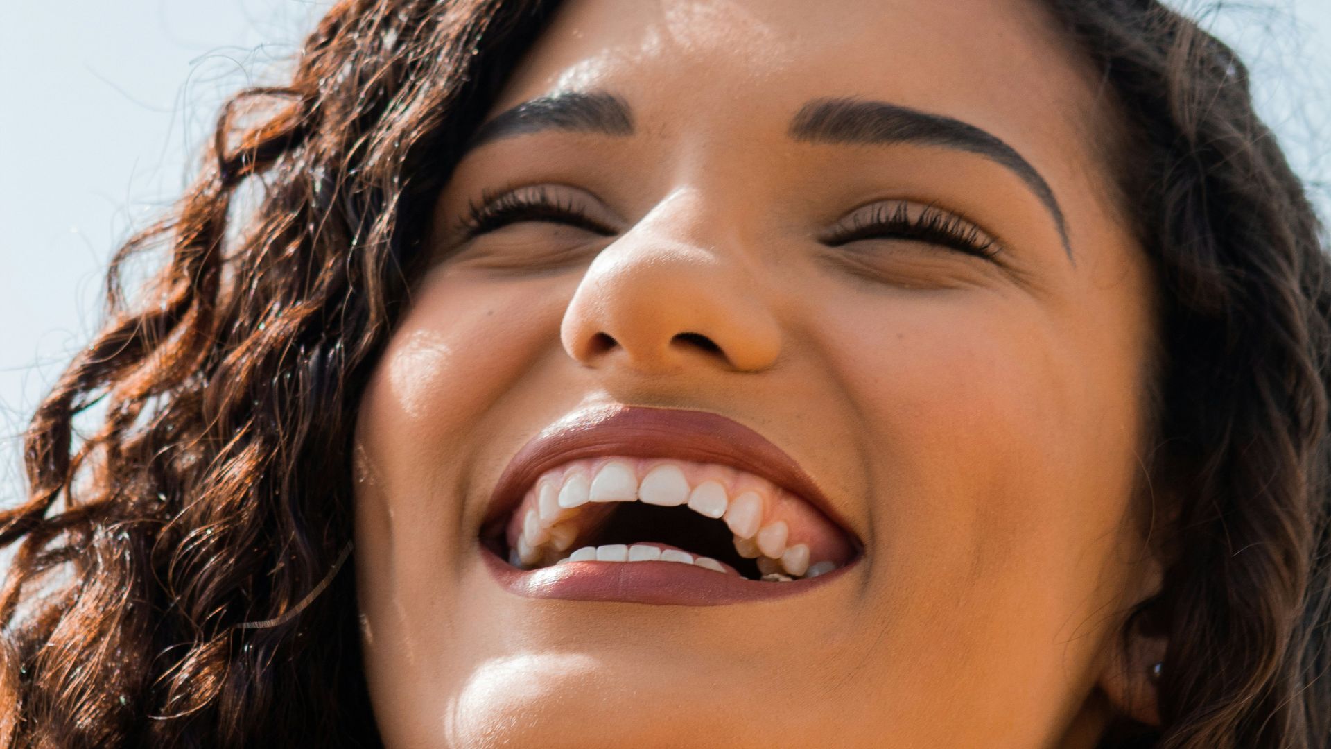 20 objets du quotidien que vos dents sont en réalité plus résistantes que