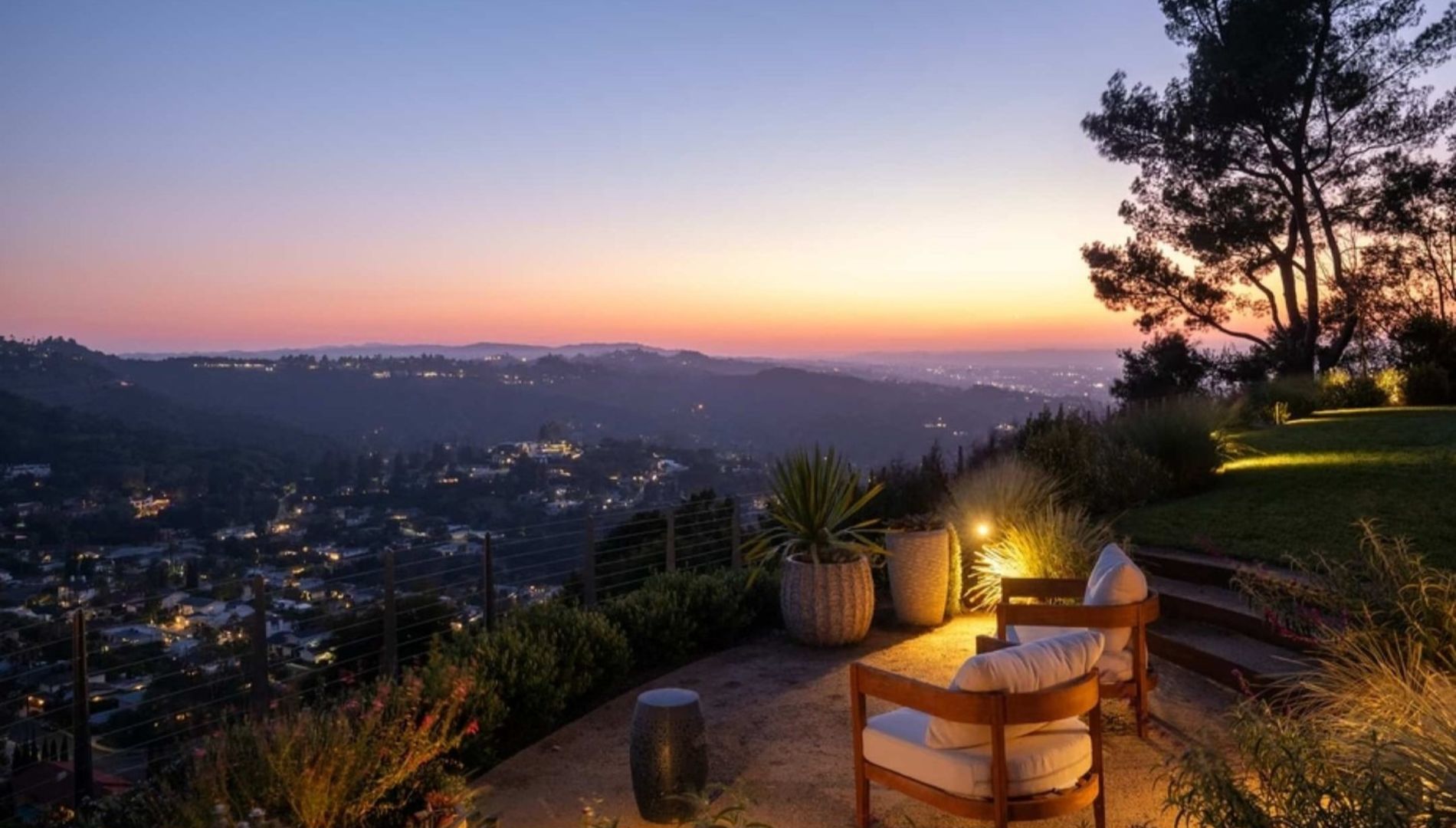 The panoramic terrace