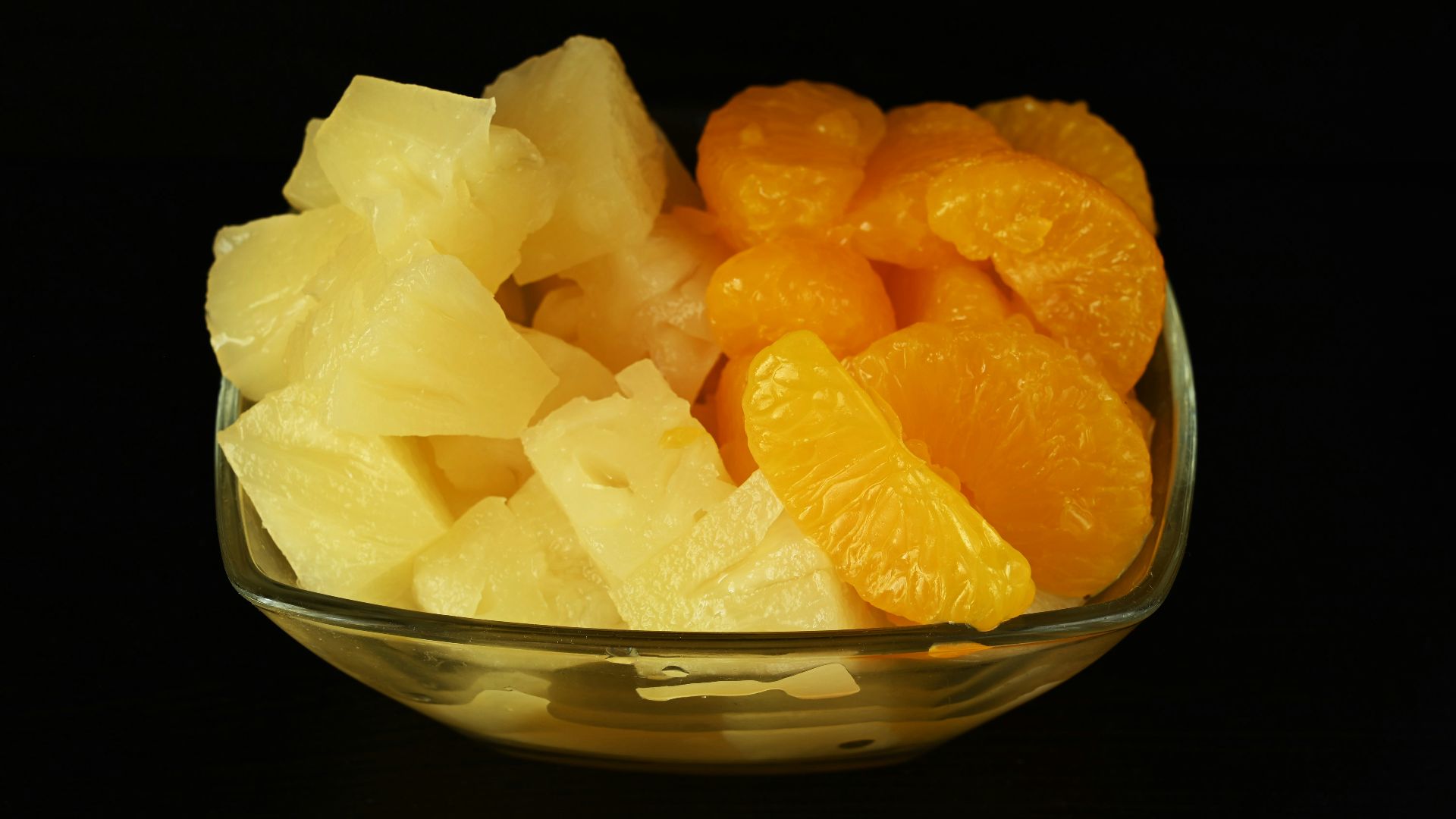 12. Cocktail de fruits en conserve