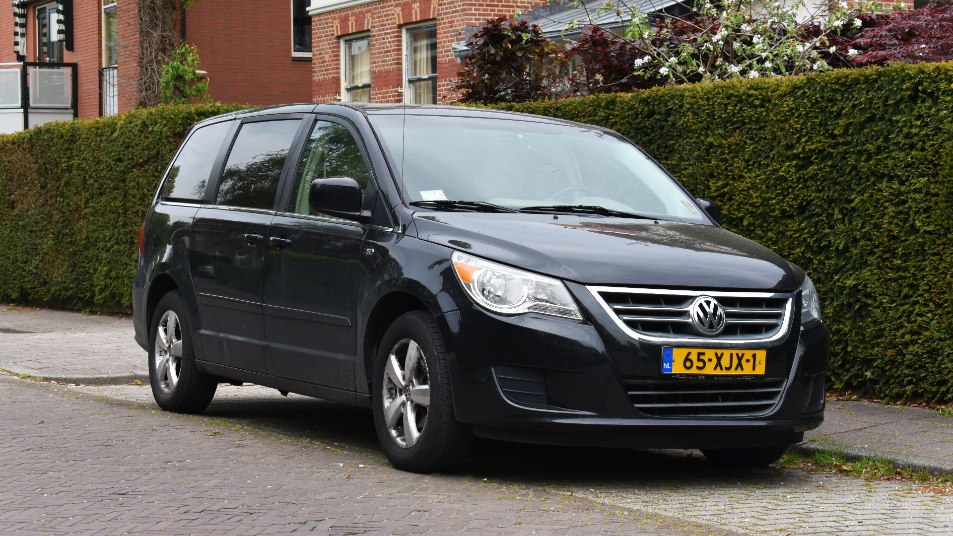 4. VW Routan (2009 à 2012)