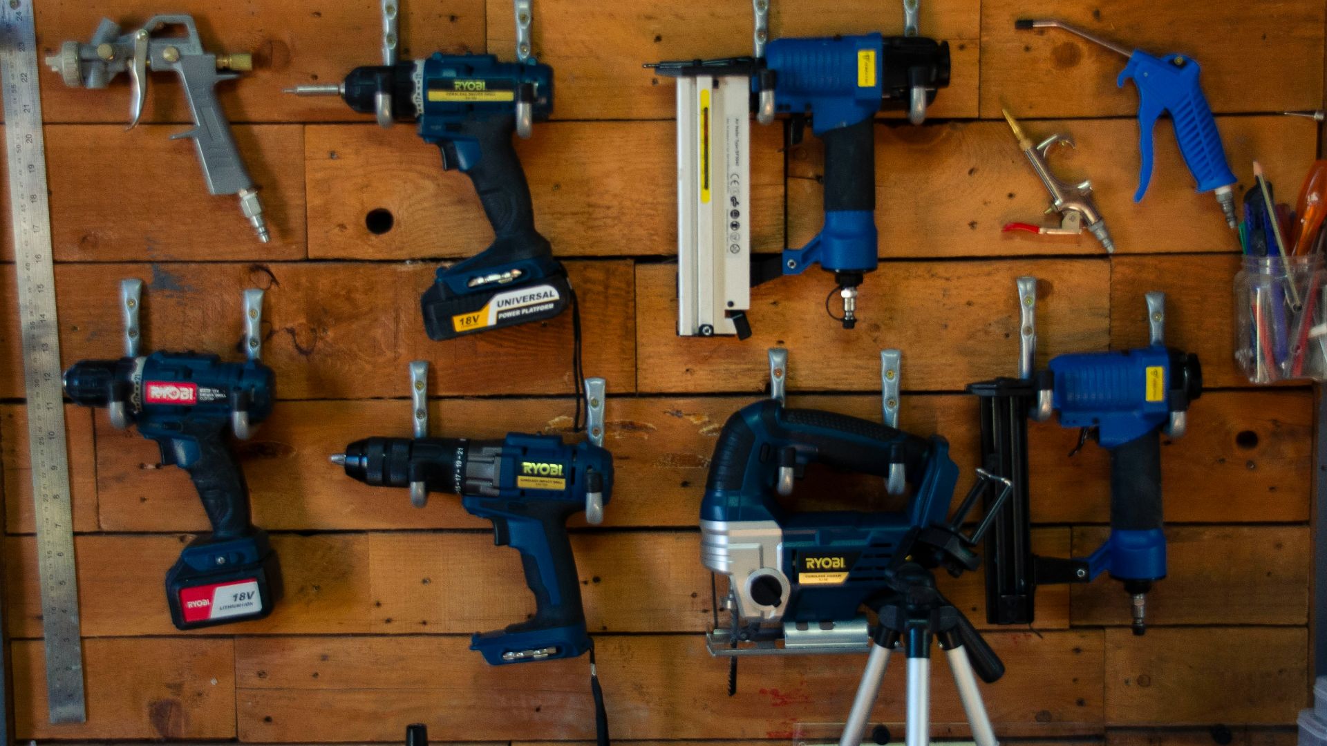 12. Se constituer une collection d'outils électriques haut de gamme