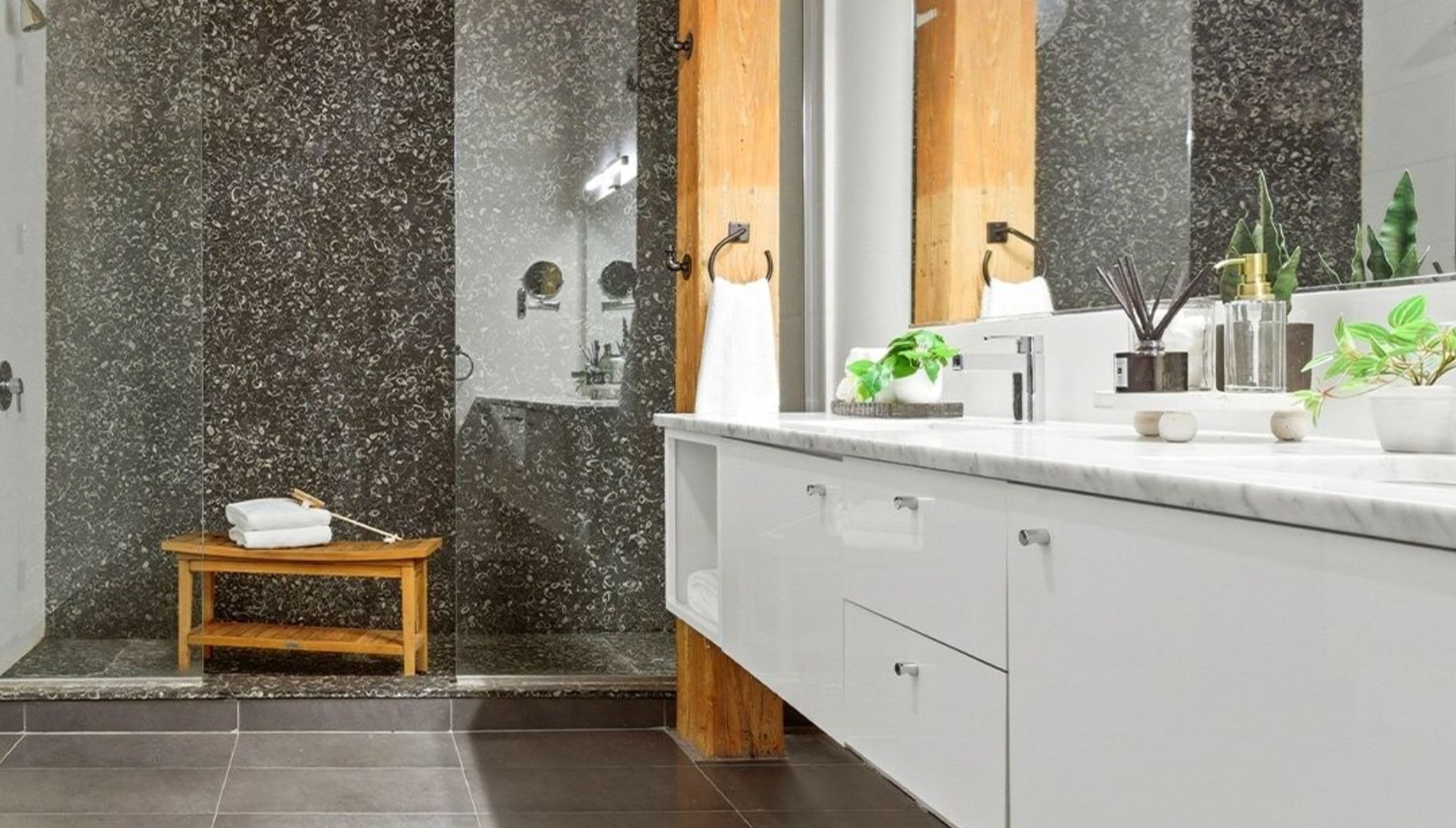 Salle de bain principale