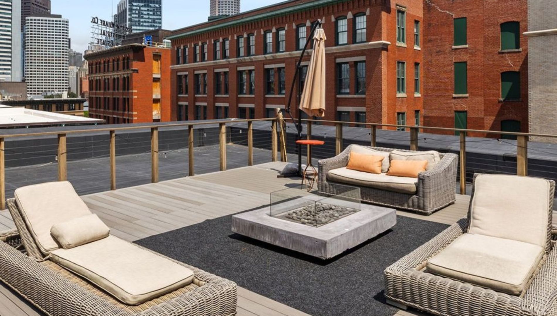 Terrasse privée sur le toit