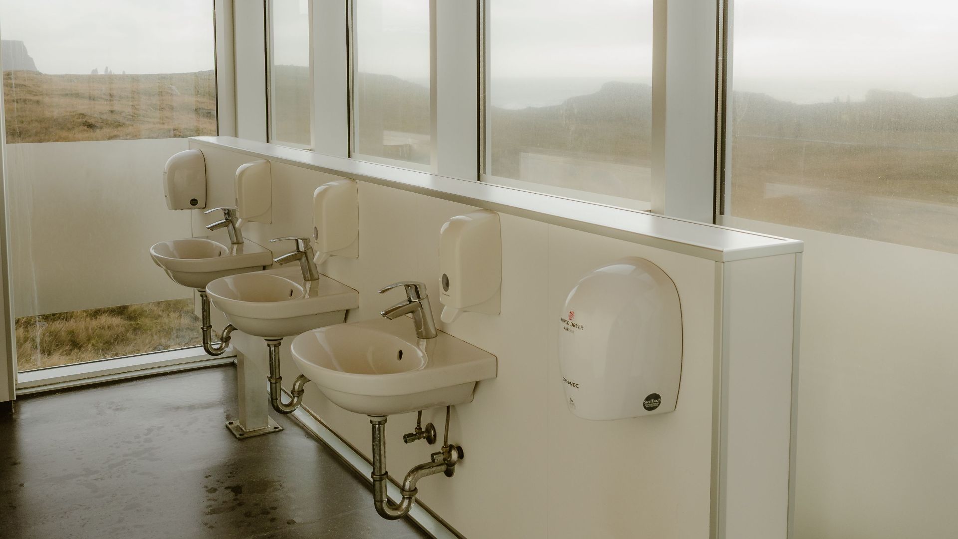 14. Les toilettes sont bien entretenues