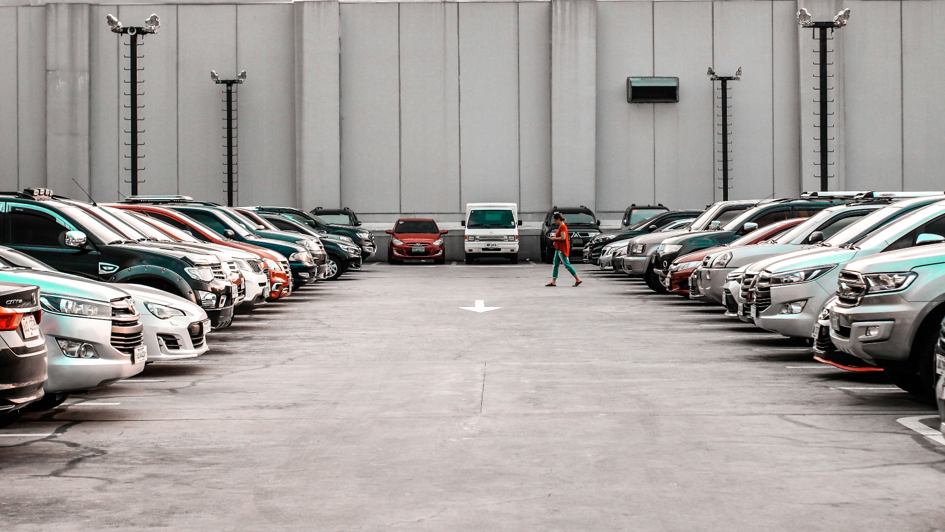 12. Les parkings sont plus chaotiques que les routes